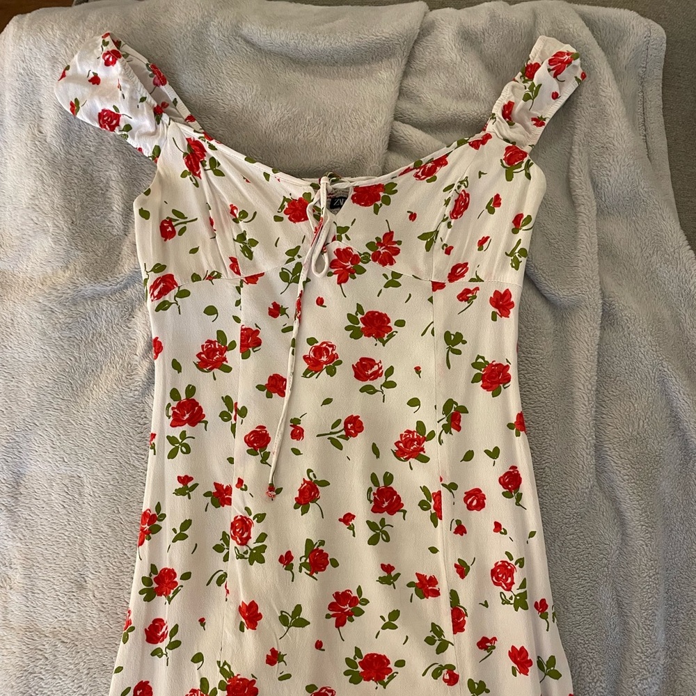 ZARA FLORAL MINI DRESS